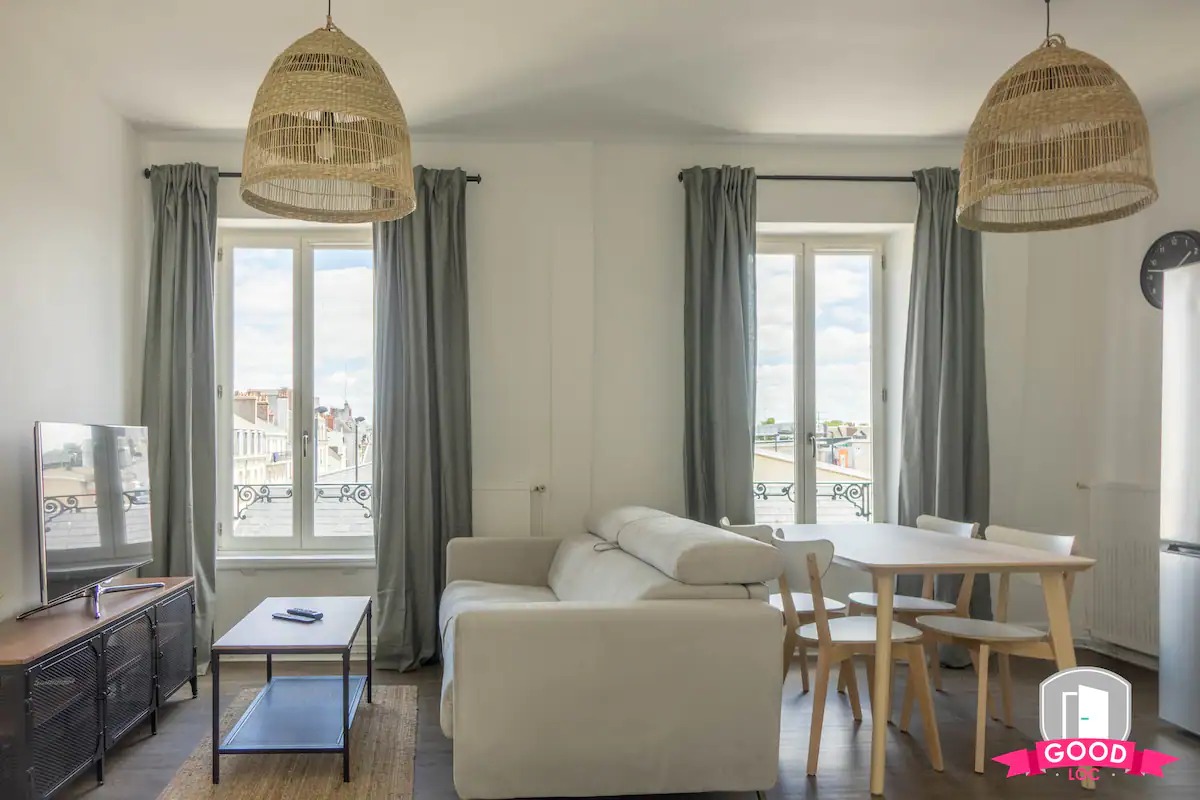 location appartement airbnb T2 le châtelet0